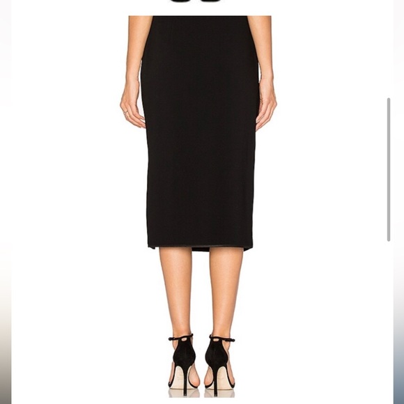 Cinq à Sept "Farrow" skirt with tonal trim; covered buttons; slit. Size 0 - Picture 9 of 9